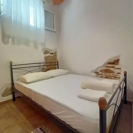 Στη Μεσσάδα... Sti Messada... Villa Ioulis Exterior photo
